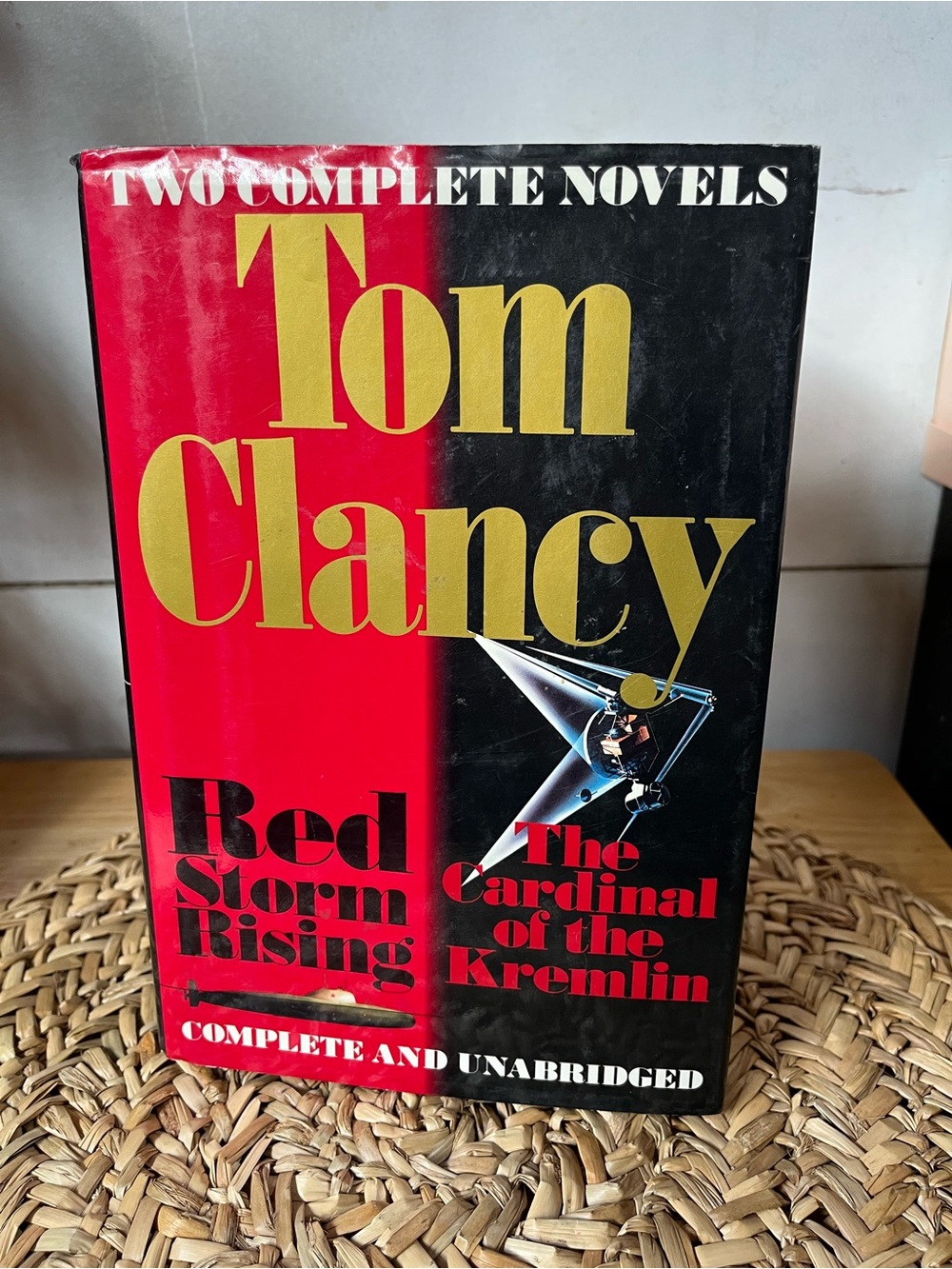 Tom Clancy - Red Storm Rising & The Cardinal of the Kremlin (Red/Black)